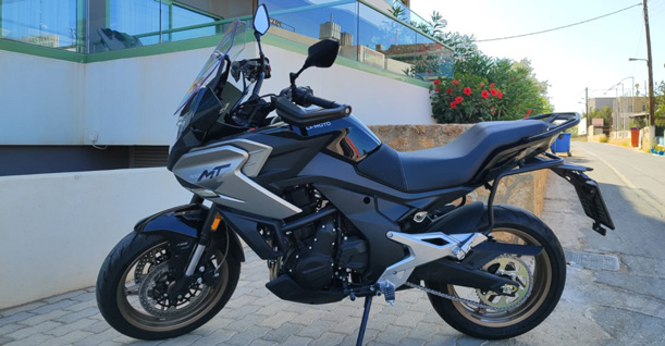 CF 700