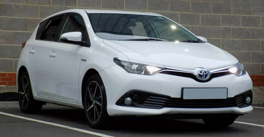 Group E1H Family Automatic Hybrid | Toyota Yaris - Toyota Auris or similar